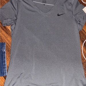 Nike Women's Short Sleeve Gray top xl